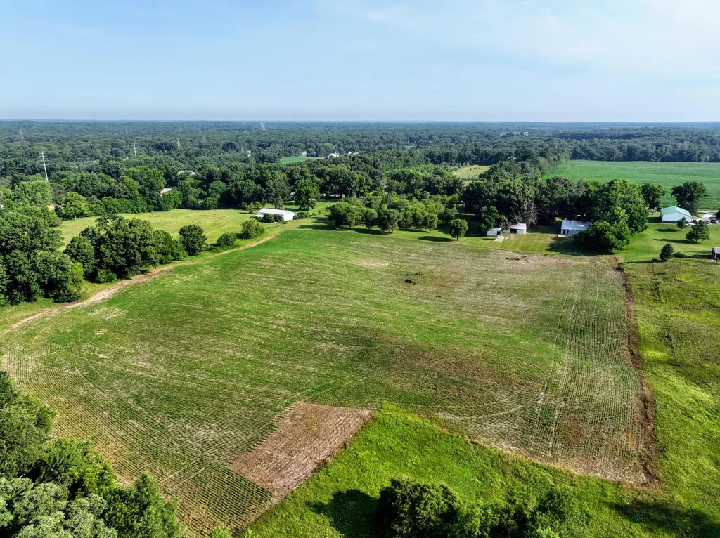 3082 Pine Lake Street Howard Township MI 49120