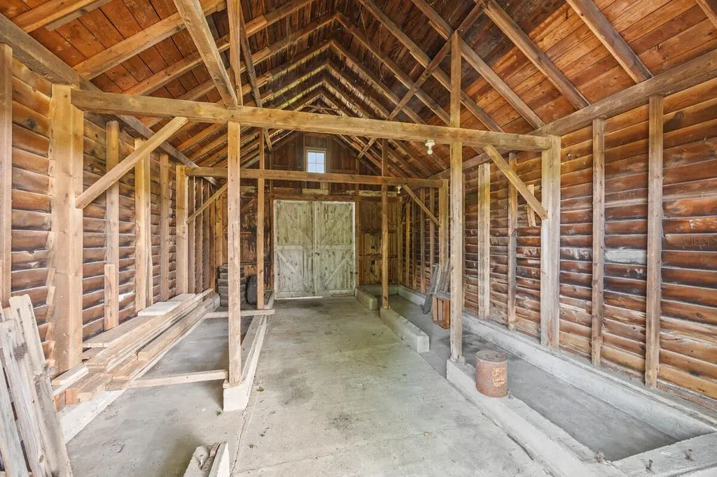 3082 Pine Lake Street Howard Township MI 49120