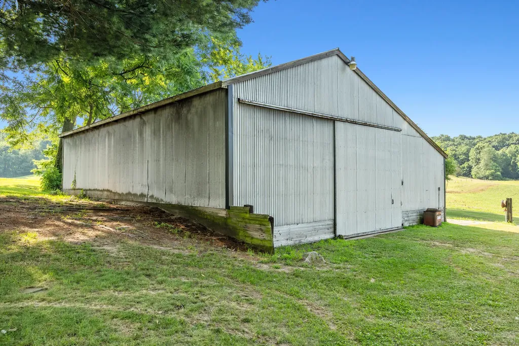 3082 Pine Lake Street Howard Township MI 49120