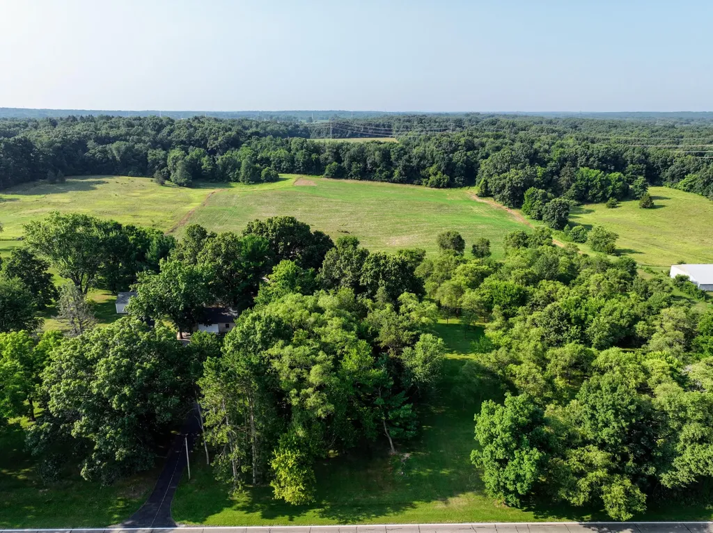 3082 Pine Lake Street Howard Township MI 49120
