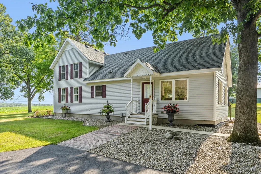 3082 Pine Lake Street Howard Township MI 49120