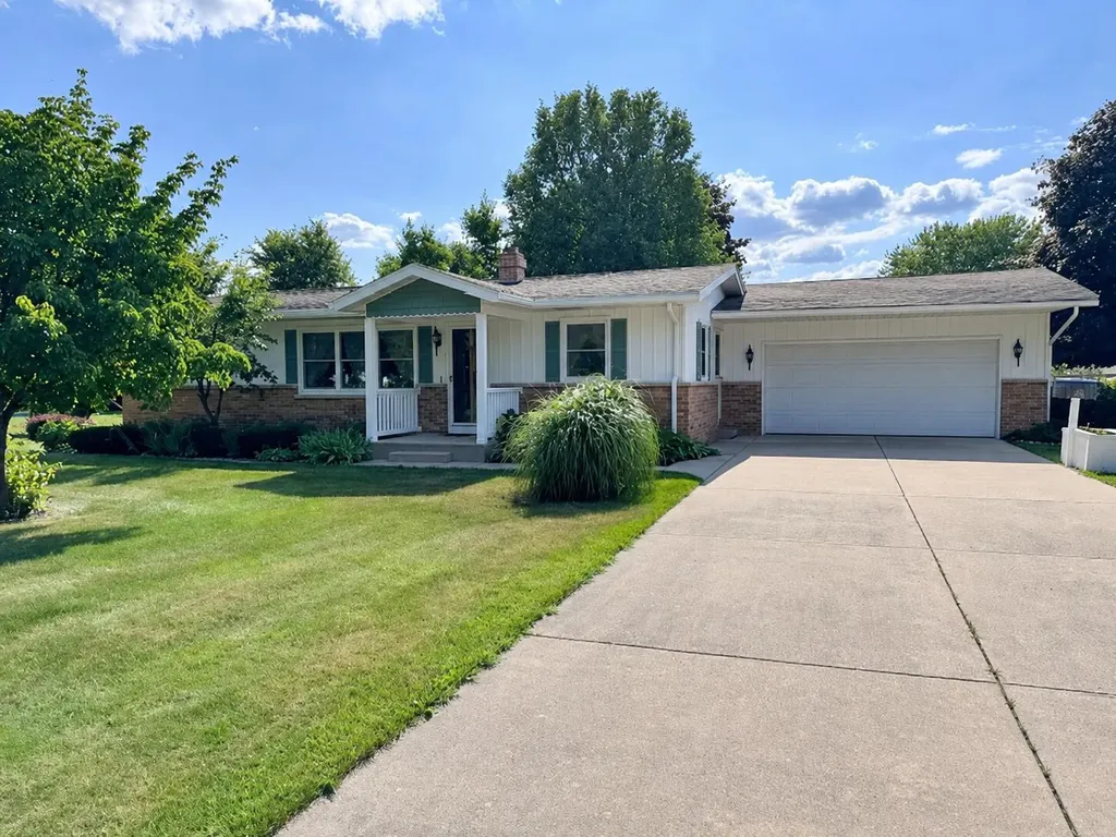 246 S Nottawa Street Mendon Village MI 49072