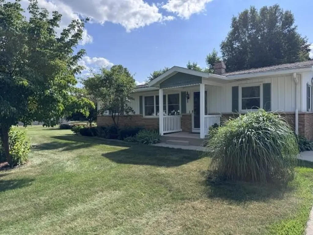 246 S Nottawa Street Mendon Village MI 49072