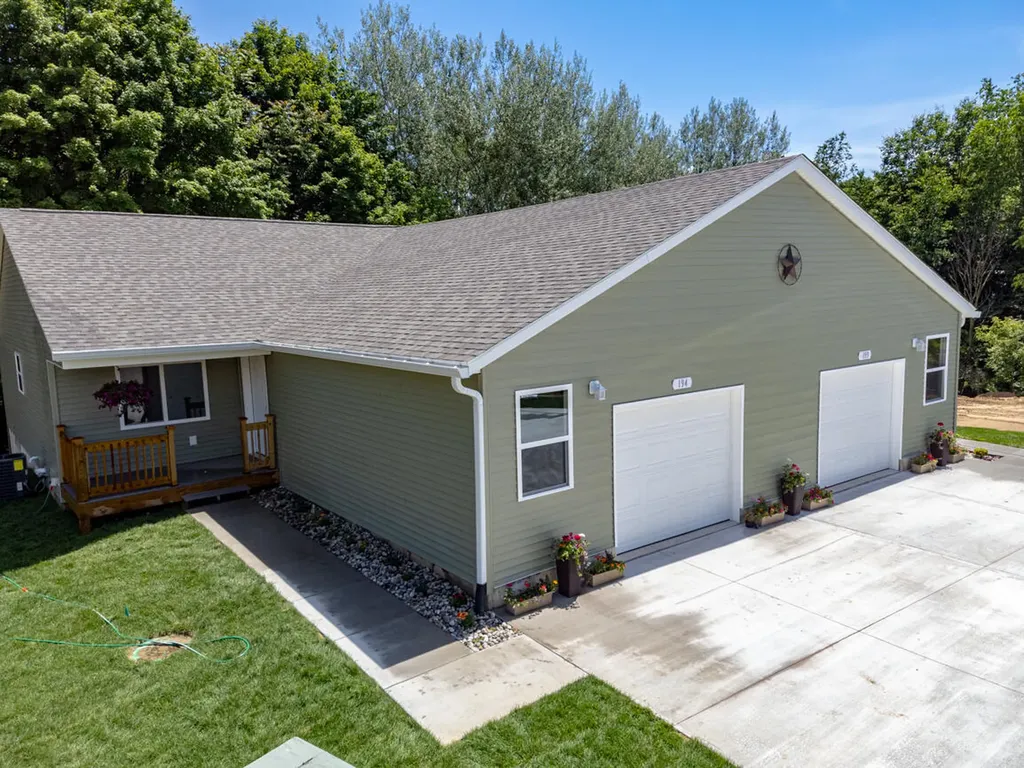 194 Devonwood Drive Shelby Village MI 49455