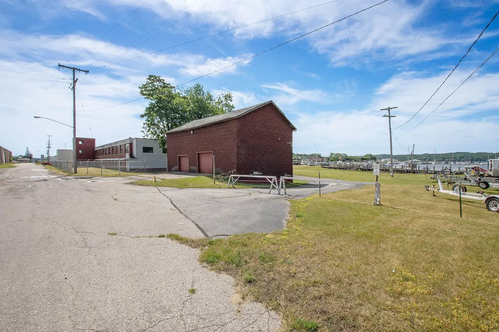 510 Lake Street Ludington City MI 49431