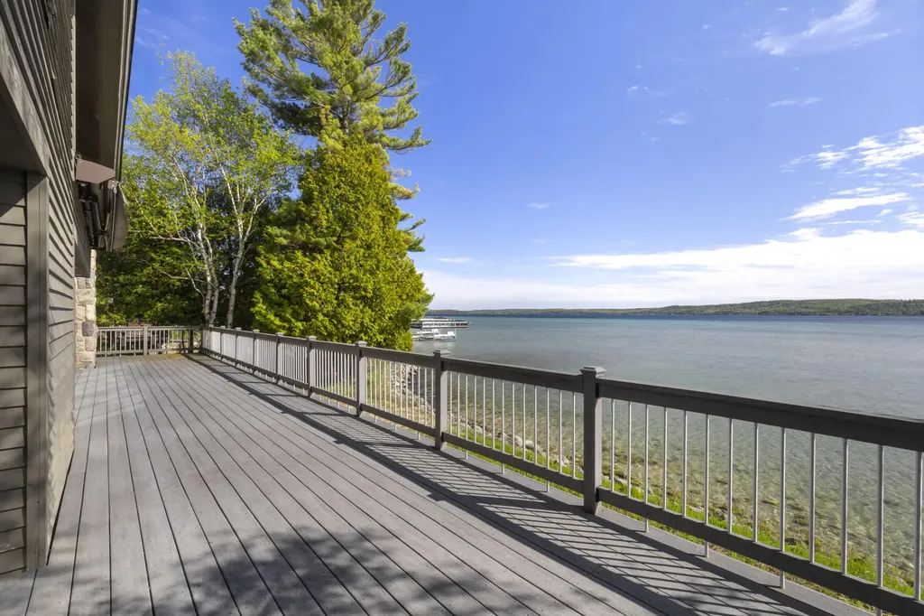 3151 Crystal Drive Lake Township MI 49617