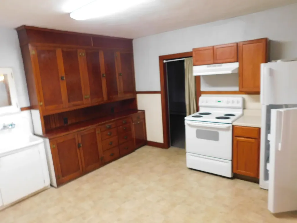 332 3rd Street Manistee City MI 49660