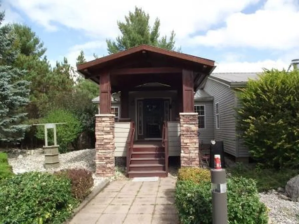 1316, 28&70 E Chauvez Road Custer Township MI 49454