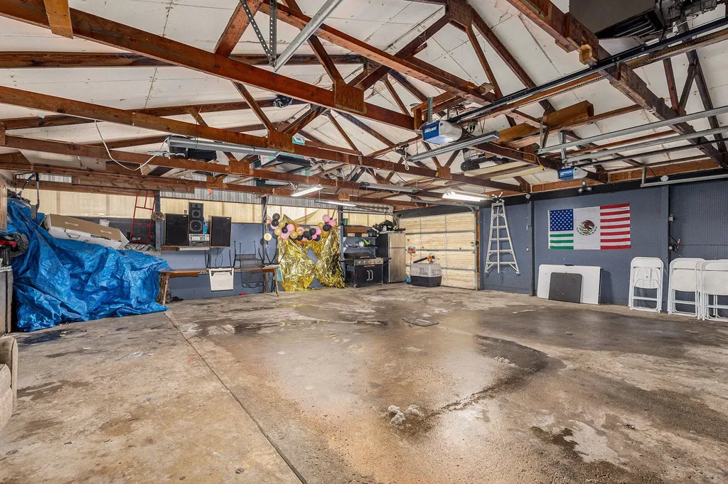 140 W Main Street Hart City MI 49420