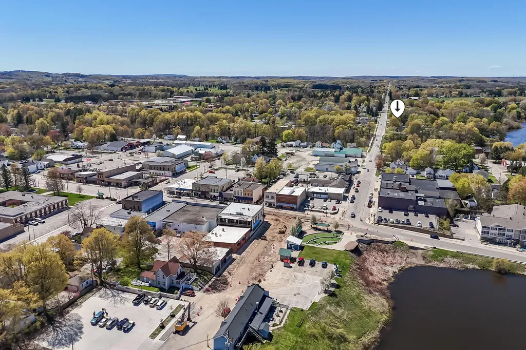 140 W Main Street Hart City MI 49420