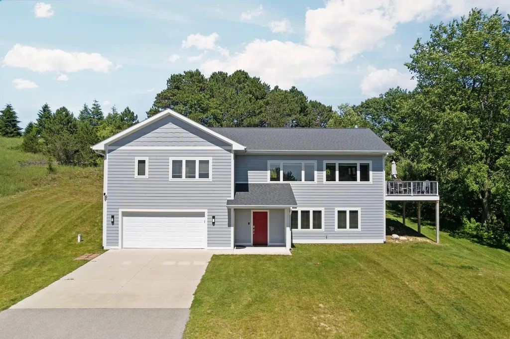 15241 Maxey Road Arcadia Township MI 49613