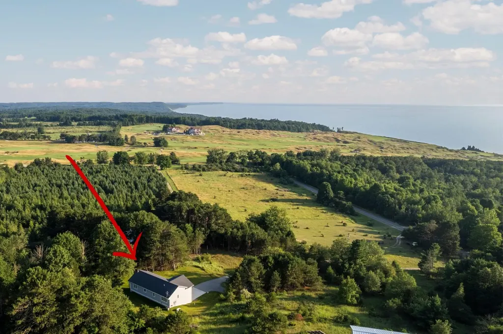 15241 Maxey Road Arcadia Township MI 49613