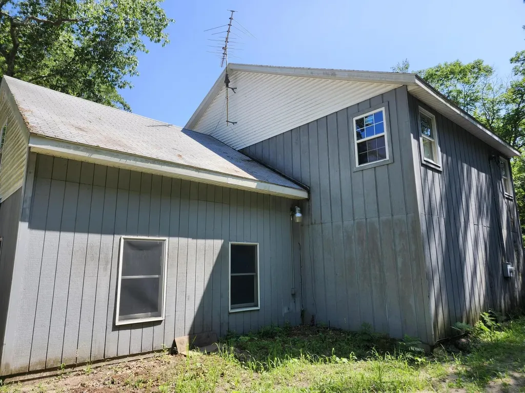 6395 S Lakeshore Drive Summit Township MI 49449