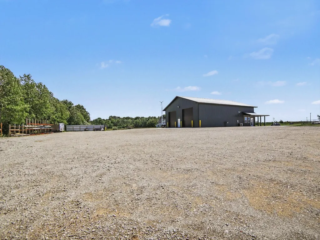 4954 W Commerce Drive Pere Marquette Charter Township MI 49431