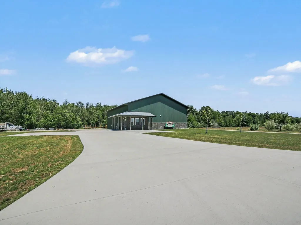 4954 W Commerce Drive Pere Marquette Charter Township MI 49431
