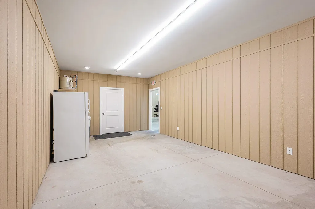 4954 W Commerce Drive Pere Marquette Charter Township MI 49431