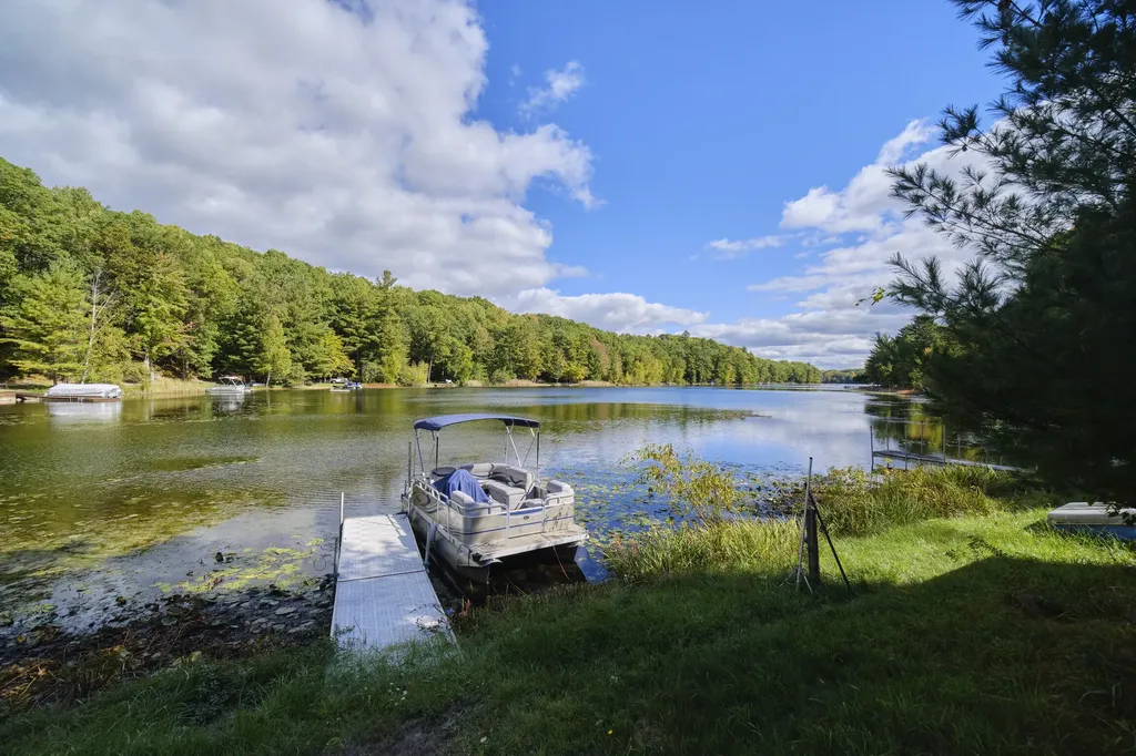6124 N Larson Road Sheridan Township MI 49410