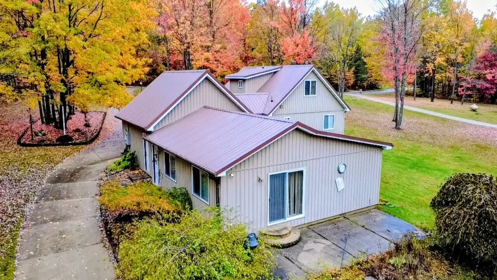 108 Deerwood Court Au Sable Township MI 48653