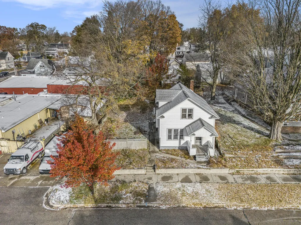 603 E Dowland Street Ludington City MI 49431