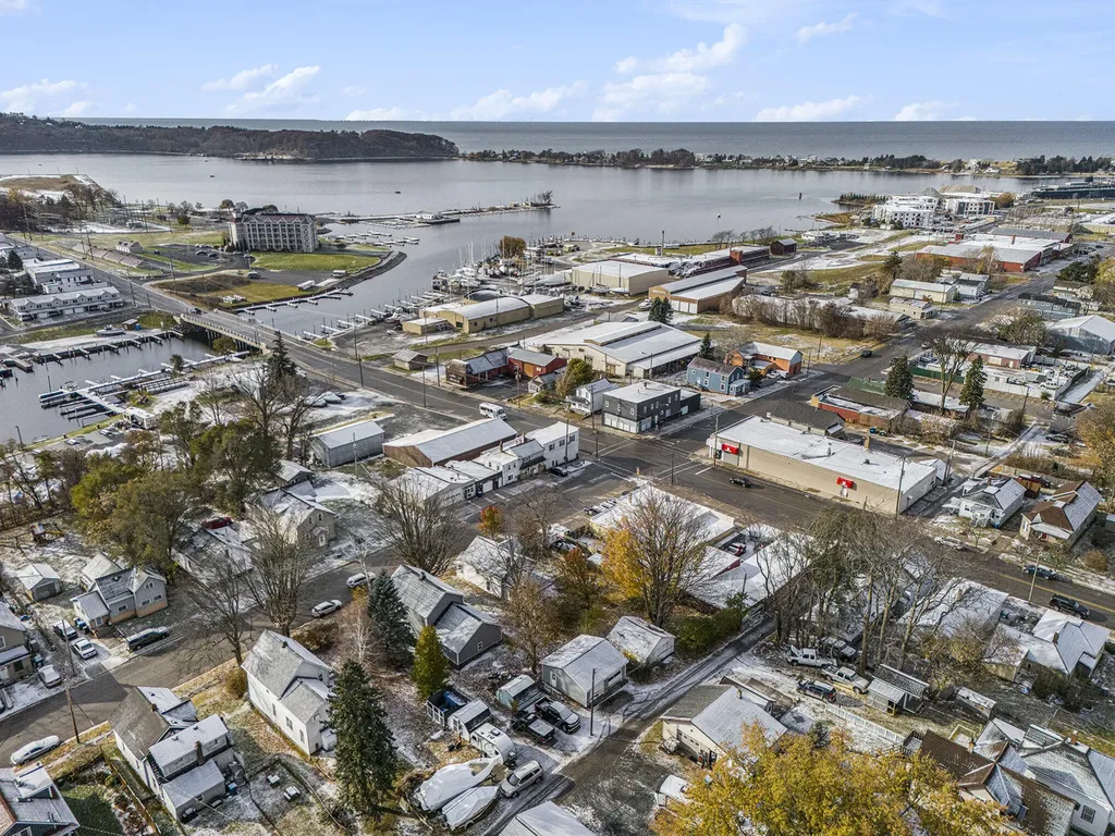 603 E Dowland Street Ludington City MI 49431