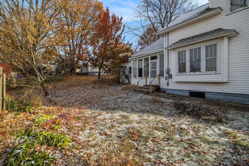 603 E Dowland Street Ludington City MI 49431