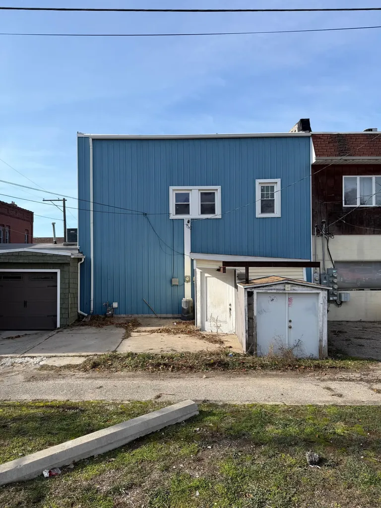 309 S James Street Ludington City MI 49431