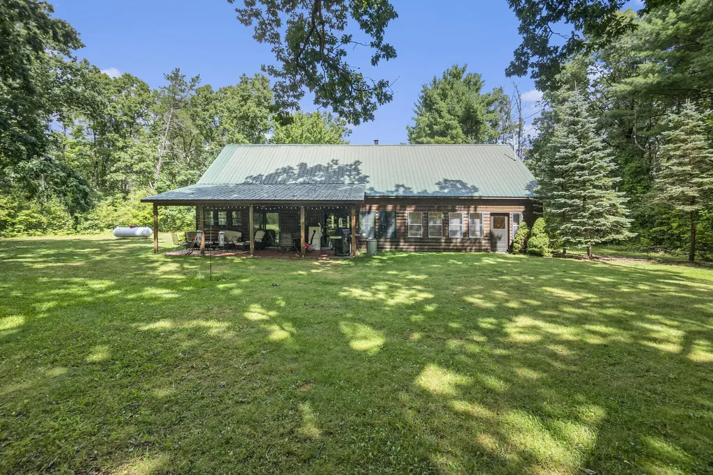 7 W 4 Mile Road Peacock Township MI 49656