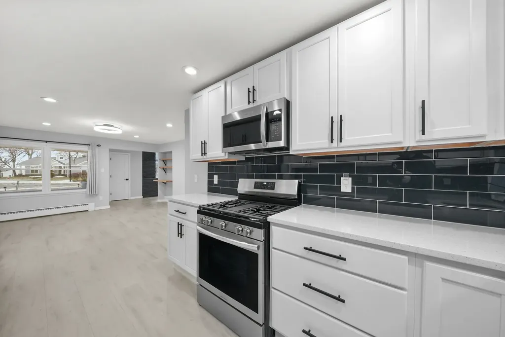 616 Lakeshore Drive Cadillac City MI 49601