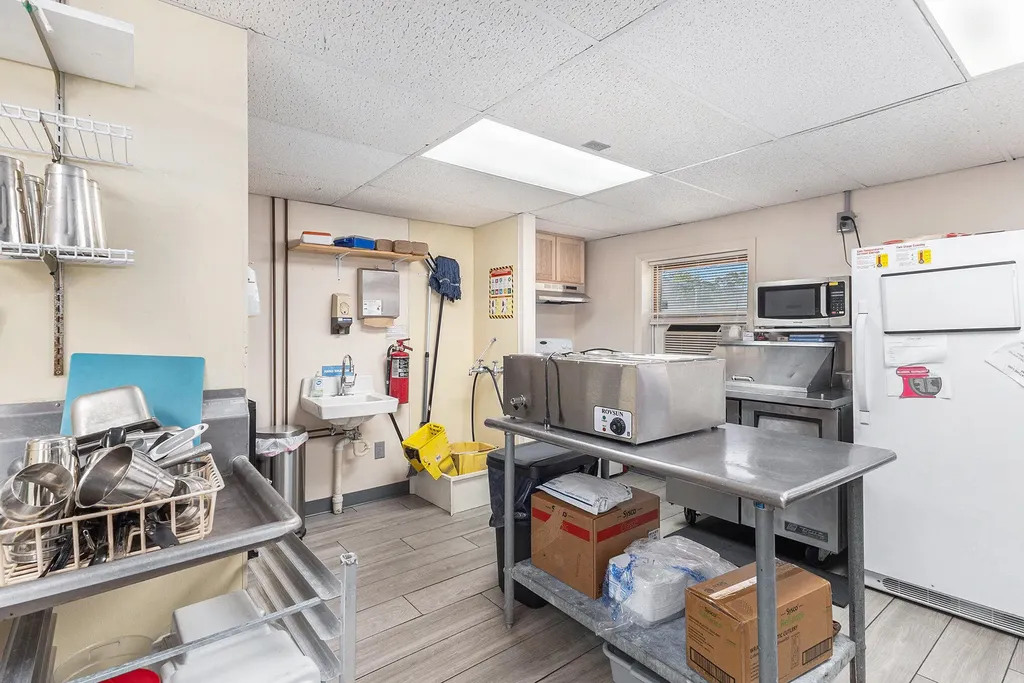 1882 N Lakeshore Drive Hamlin Township MI 49431