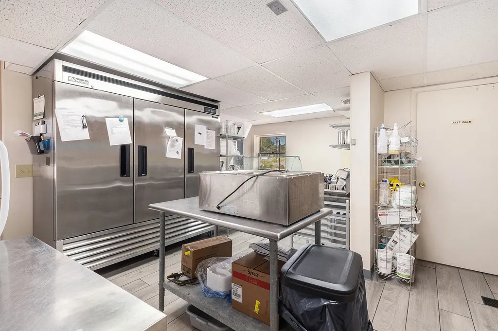 1882 N Lakeshore Drive Hamlin Township MI 49431