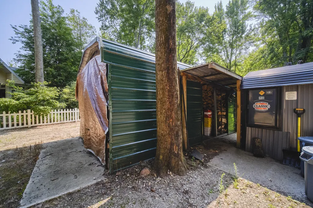 9670 S County Line Road Stronach Township MI 49660