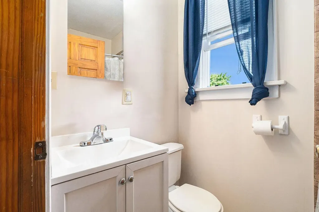 210 N Lavinia Street Ludington City MI 49431