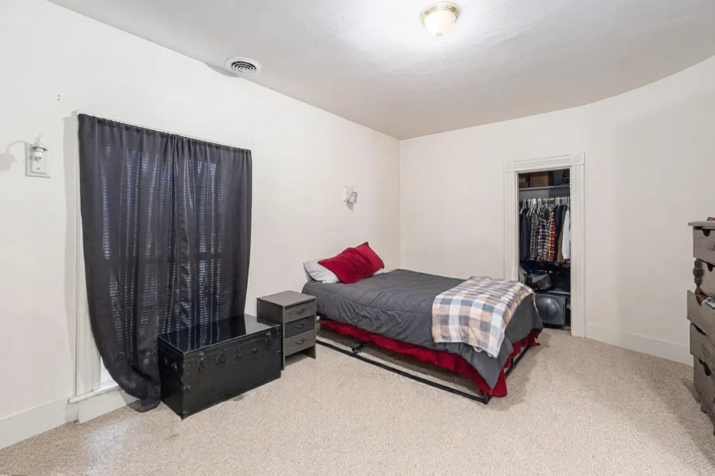 210 N Lavinia Street Ludington City MI 49431