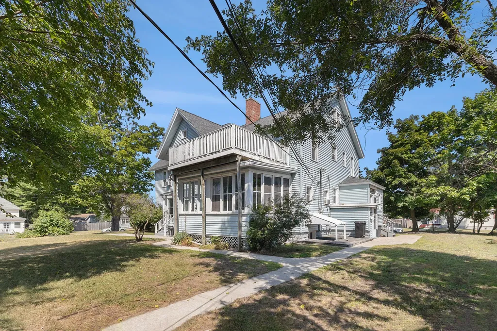 210 N Lavinia Street Ludington City MI 49431