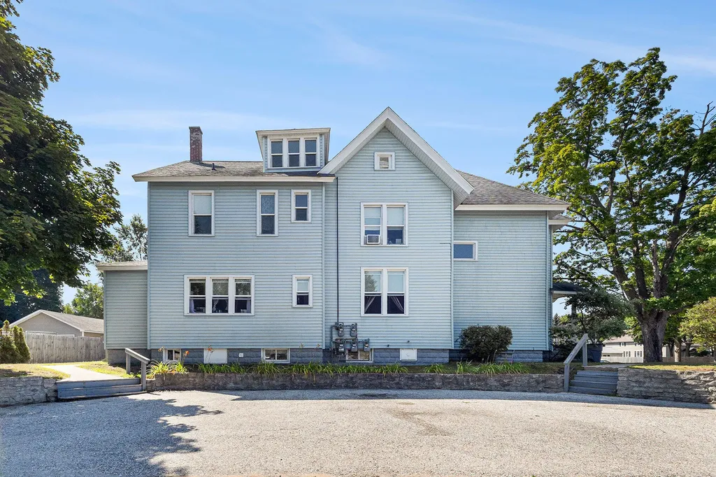 210 N Lavinia Street Ludington City MI 49431