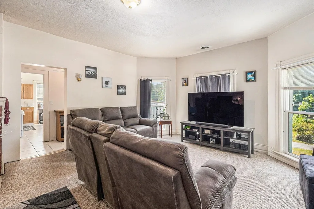 210 N Lavinia Street Ludington City MI 49431