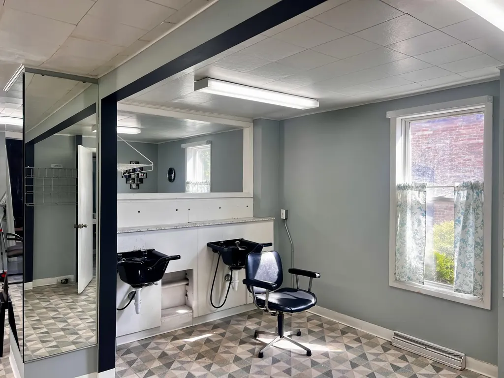 208 S Harrison Street Ludington City MI 49431
