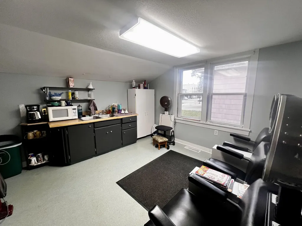 208 S Harrison Street Ludington City MI 49431