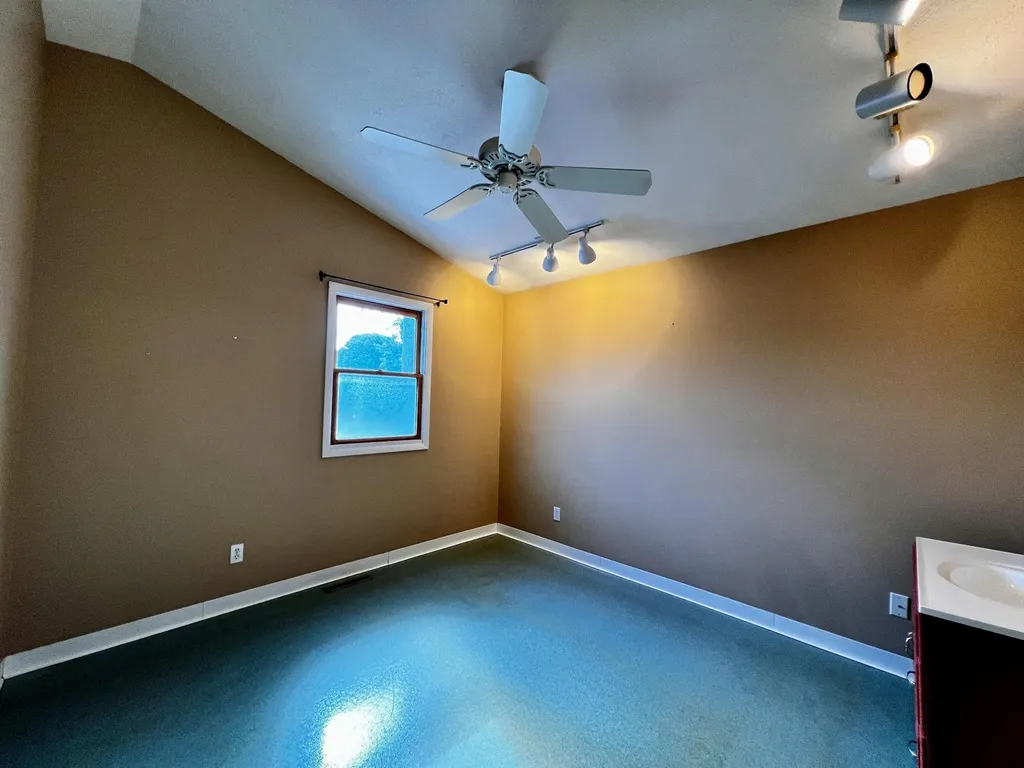 208 S Harrison Street Ludington City MI 49431