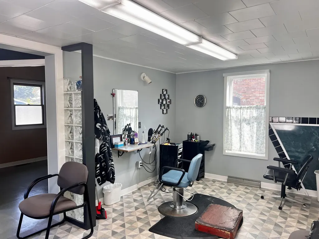 208 S Harrison Street Ludington City MI 49431
