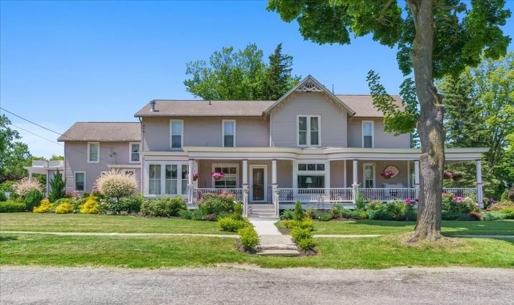 461 Fifth Street Manistee City MI 49660