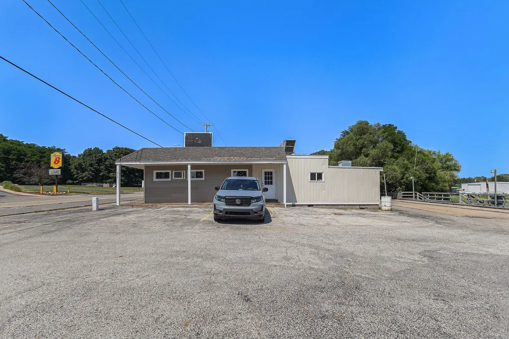215 & 217 Arthur Street Manistee City MI 49660