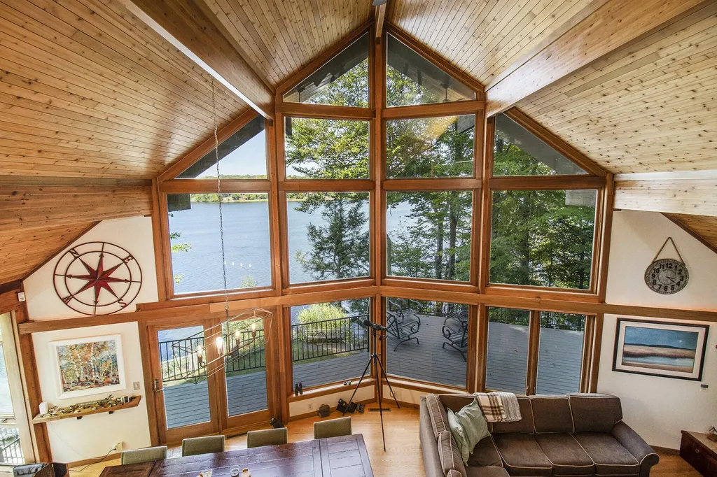 6218 N Loggers Lane Hamlin Township MI 49431