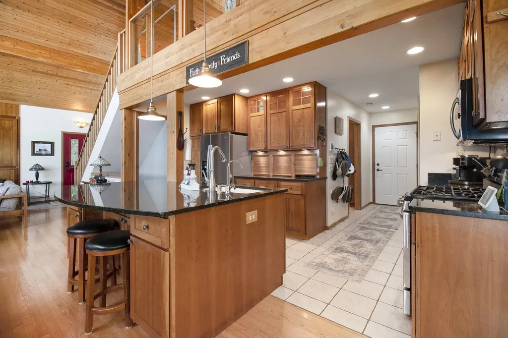 6218 N Loggers Lane Hamlin Township MI 49431