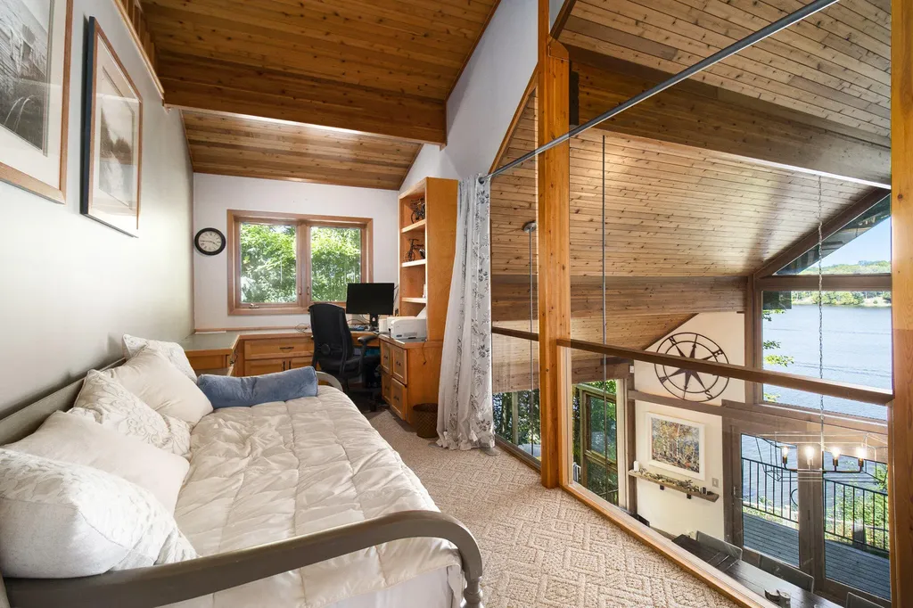 6218 N Loggers Lane Hamlin Township MI 49431