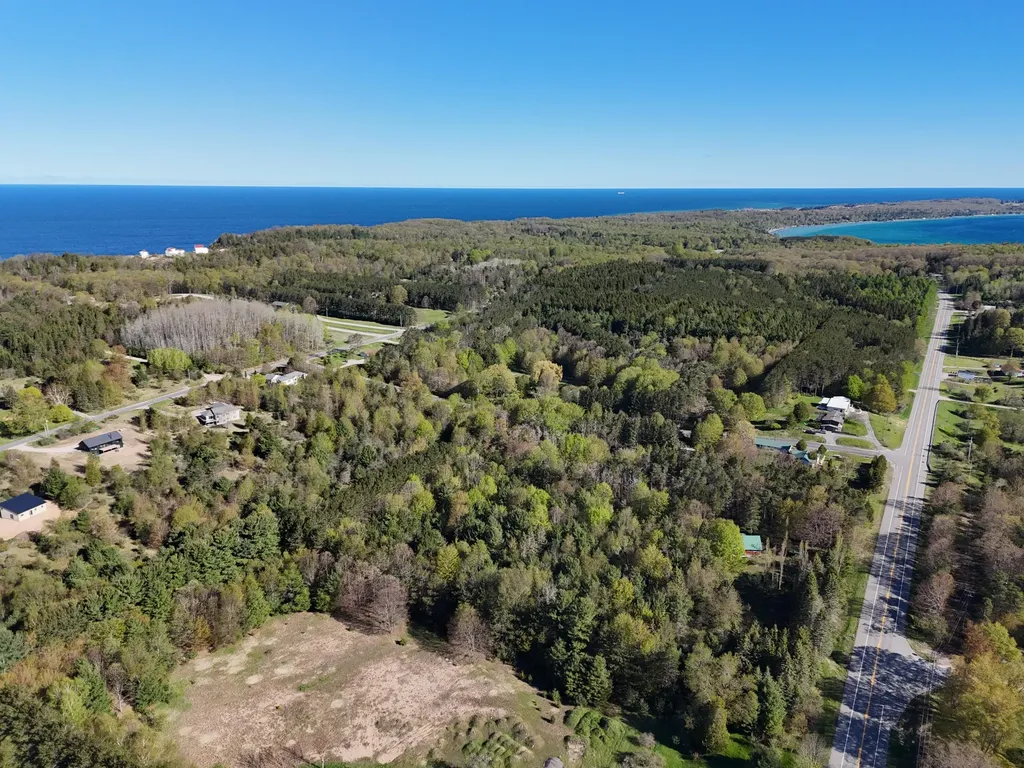 928 Pilgrim Highway Crystal Lake Township MI 49635