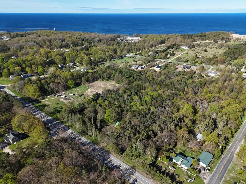 928 Pilgrim Highway Crystal Lake Township MI 49635