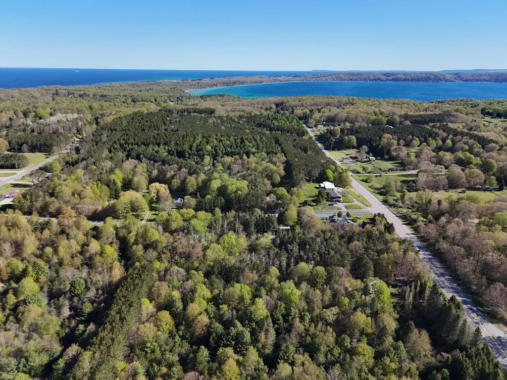 928 Pilgrim Highway Crystal Lake Township MI 49635