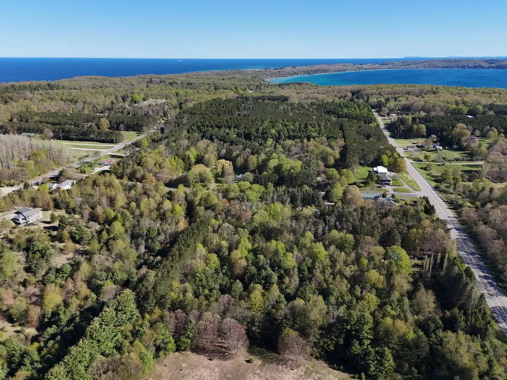 928 Pilgrim Highway Crystal Lake Township MI 49635