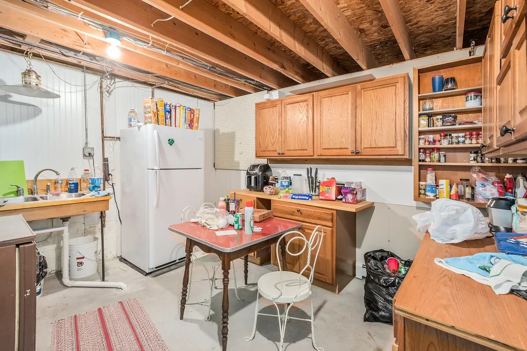 921 N Hancock Street Pentwater Village MI 49449